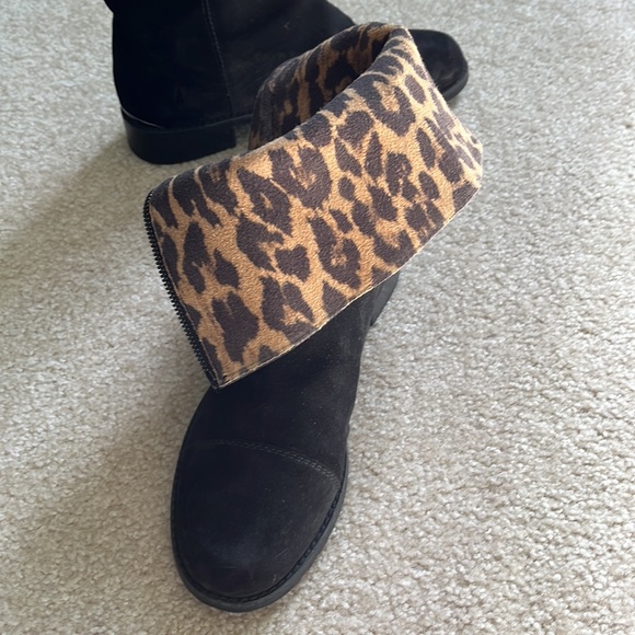 STUART WEITZMAN Suede casual boots size 6.5 like new - Picture 2 of 7